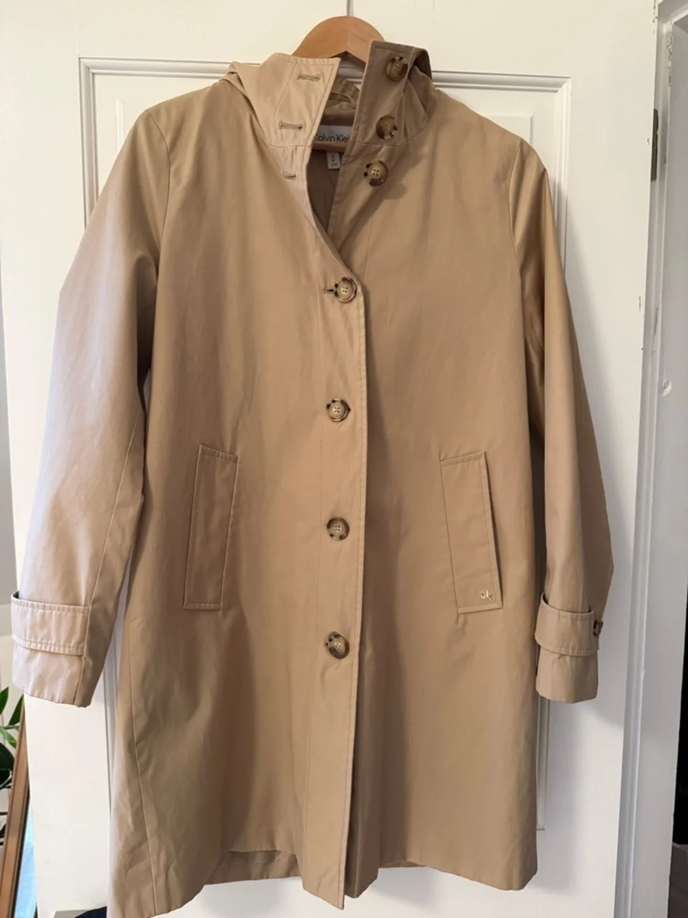 Calvin Klein Attributes Hoody Raincoat in Tan, Sz. S - Picture 7 of 8